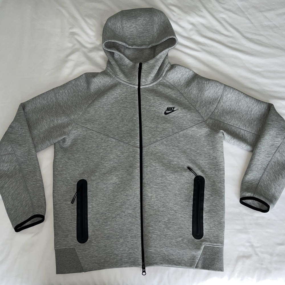 Nike Logo-Print Cotton-Blend Tech Fleece Zip-Up Hoodie Gray Size Large